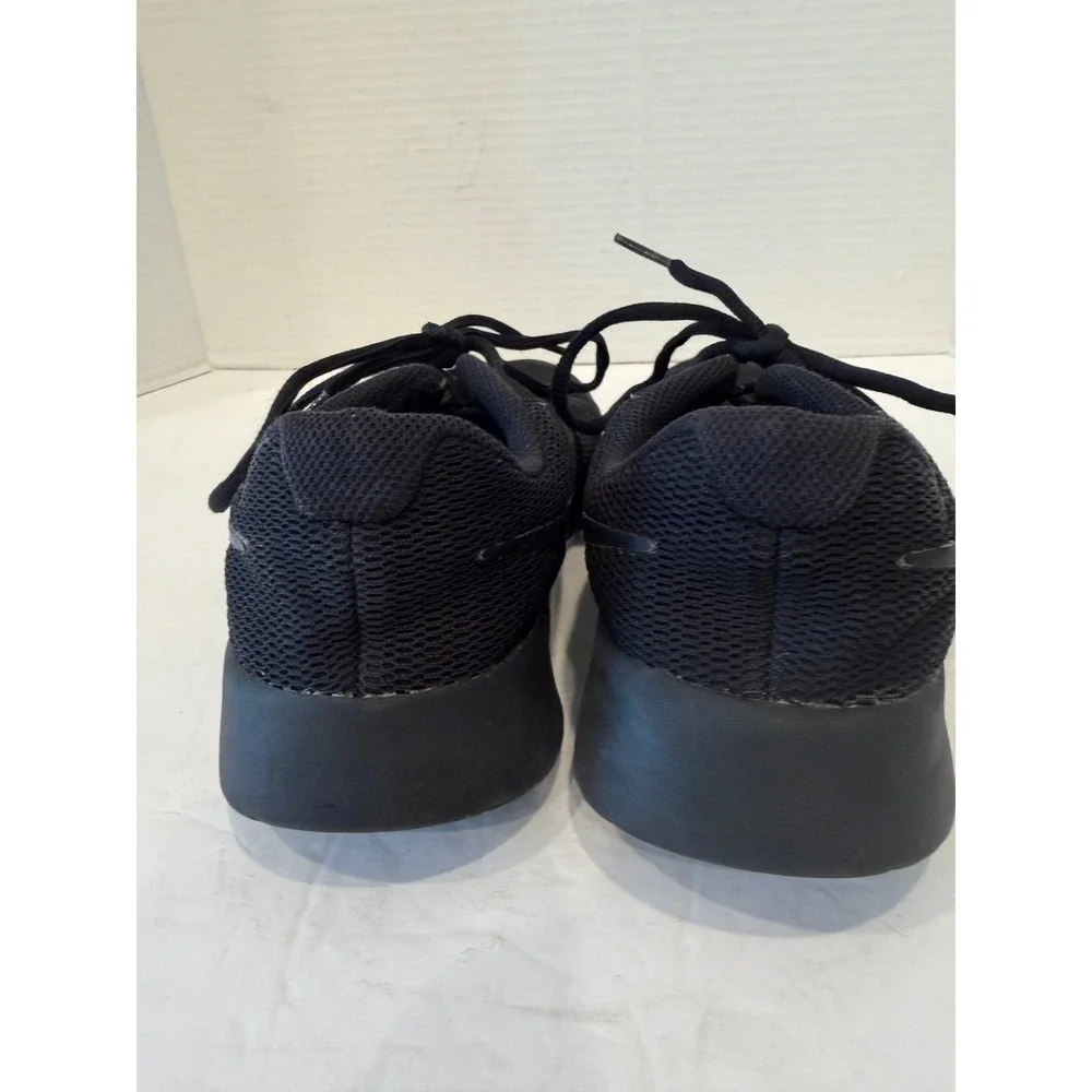 Nike Revolution 4 Running Black 818381-001 Sneaker Shoes Kids 6.5Y‎